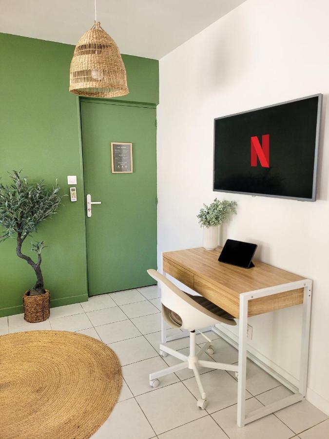 Double Climatise Avec Terrasse - Proche Tram & Centre Apartamento *